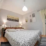 Apartman Coniderent Clinica Vega&hospital Monte Naranco *
