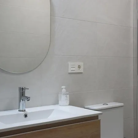 Coniderent Clinica Vega&hospital Monte Naranco * Oviedo